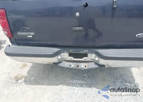 2000 Ford Expedition Xlt from USA, damaged, VIN 1FMRU1563YLC04277